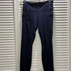 Athleta Ultimate Stash 7/8" Eclipse (Dark Navy) M